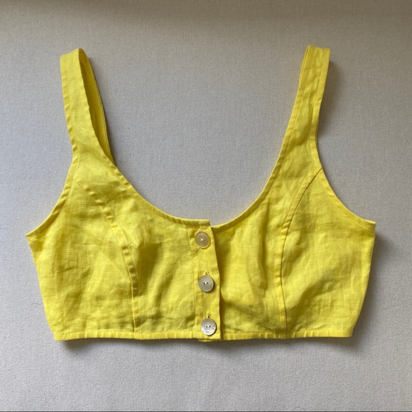 Aritzia Tops - $2/$30 ⭐️ Aritzia Wilfred Free Linen Sisley Tank